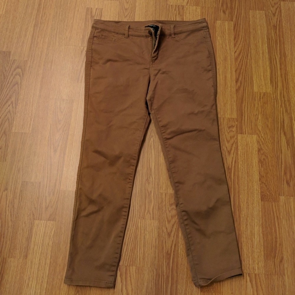 Brown skinny jeans